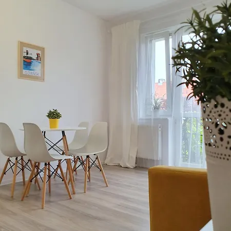 Mieszkanie Blisko Skwerku شقة