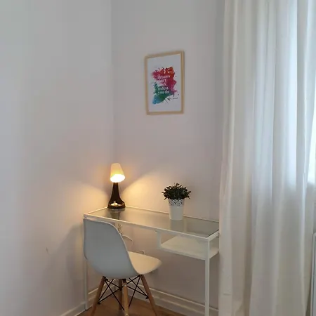 Apartment Mieszkanie Blisko Skwerku